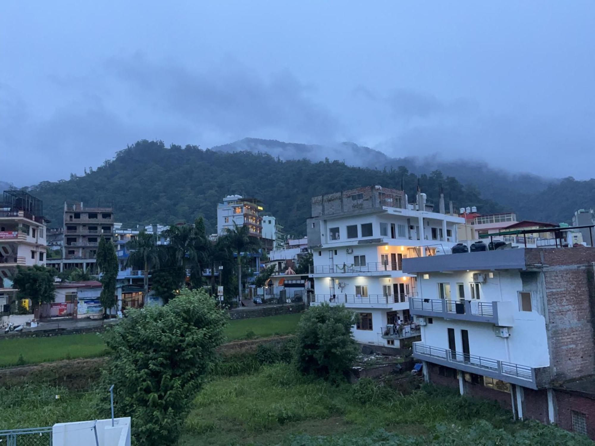 Rudransh Home Stay Rishikesh Bagian luar foto